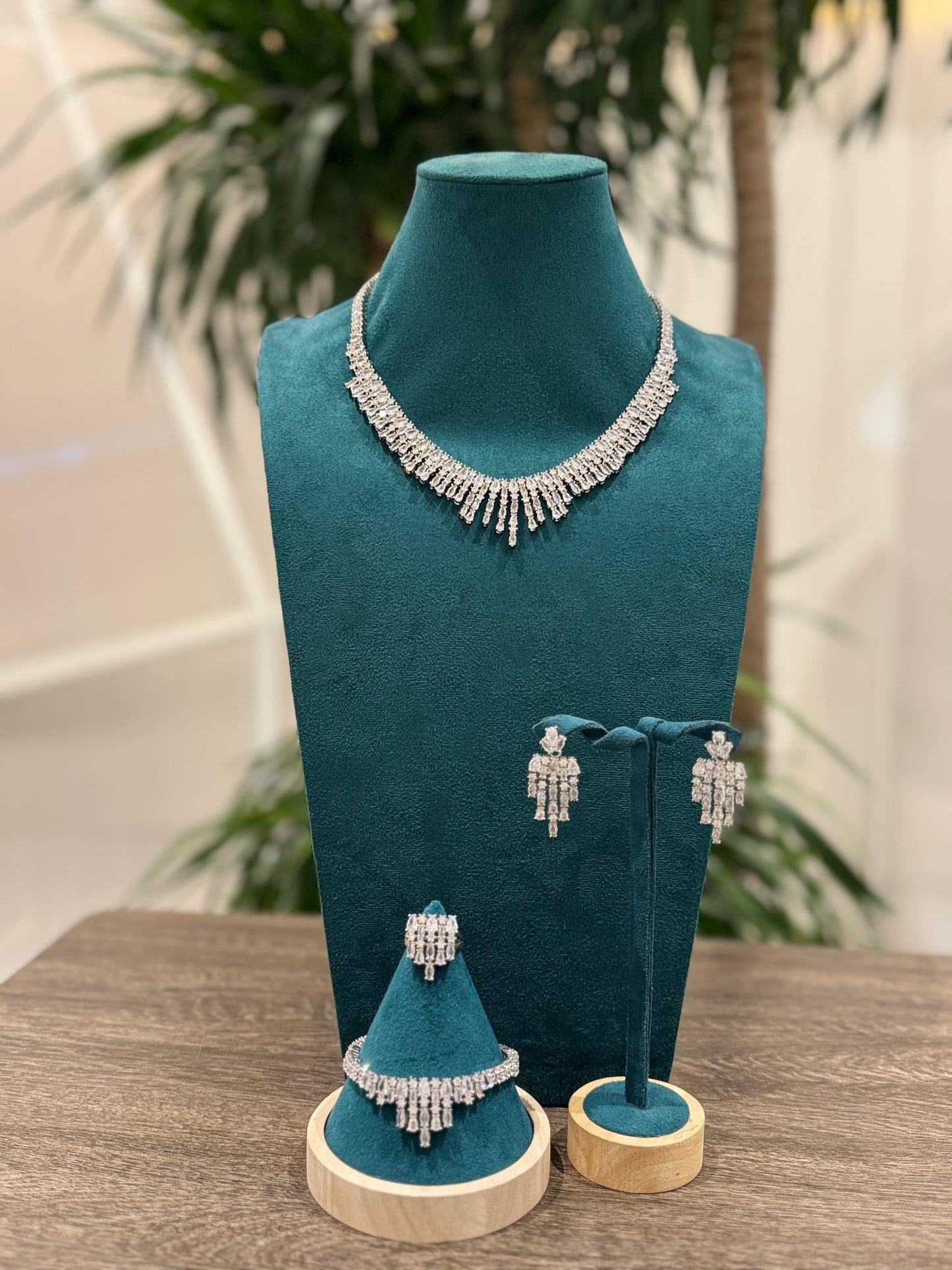 طقم زفاف فخم
